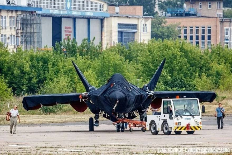 Πιστό αντίγραφο του F-35 το νέο ρωσικό μαχητικό 5ης γενιάς! - Δοκιμάστηκε εναντίον του HMS Defender (εικόνα)